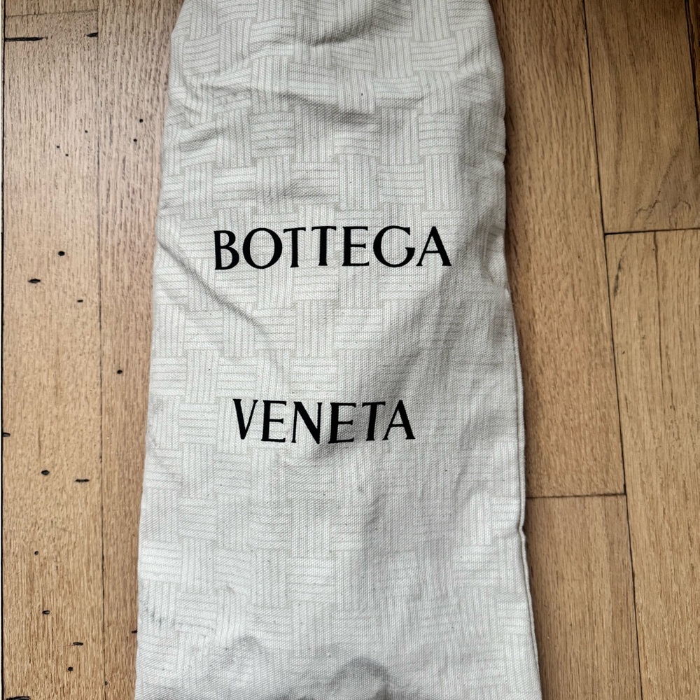 Bottega Veneta Cream Knit Flats - Picture 4 of 6